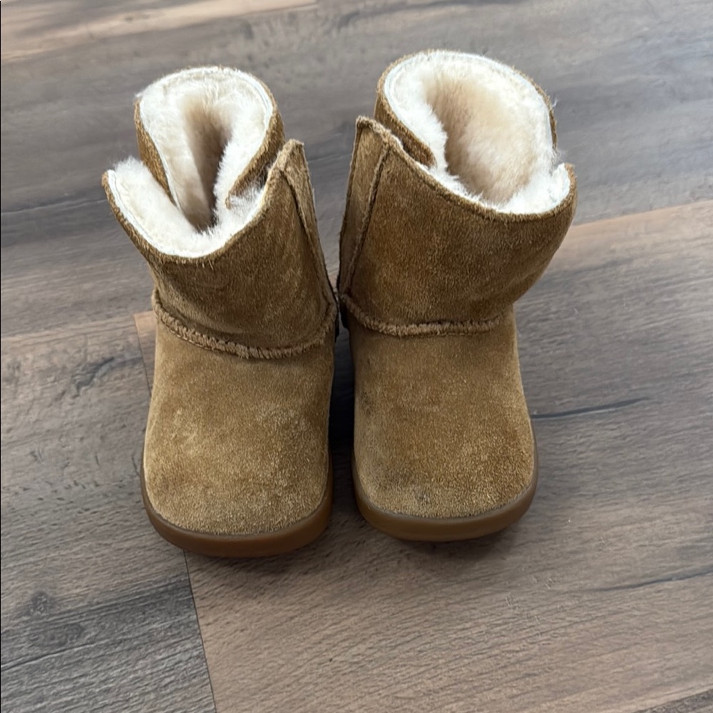 UGG Toddler Boots size 5